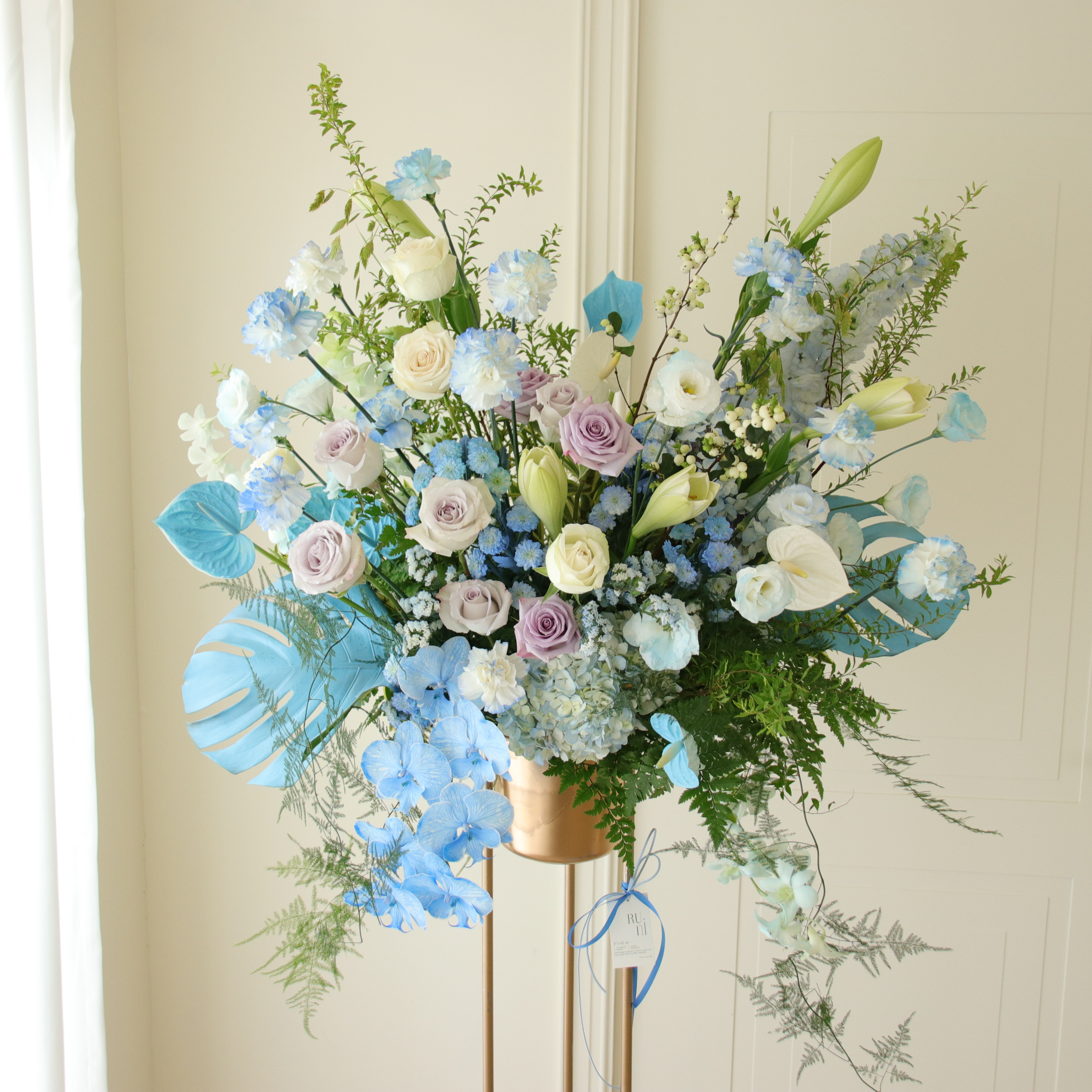 藍調漫舞 - 藍紫色系氣派鮮花高架花籃