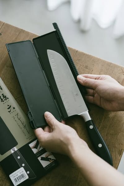 貝印 KAI 日本製關孫六磁吸可攜式刀套