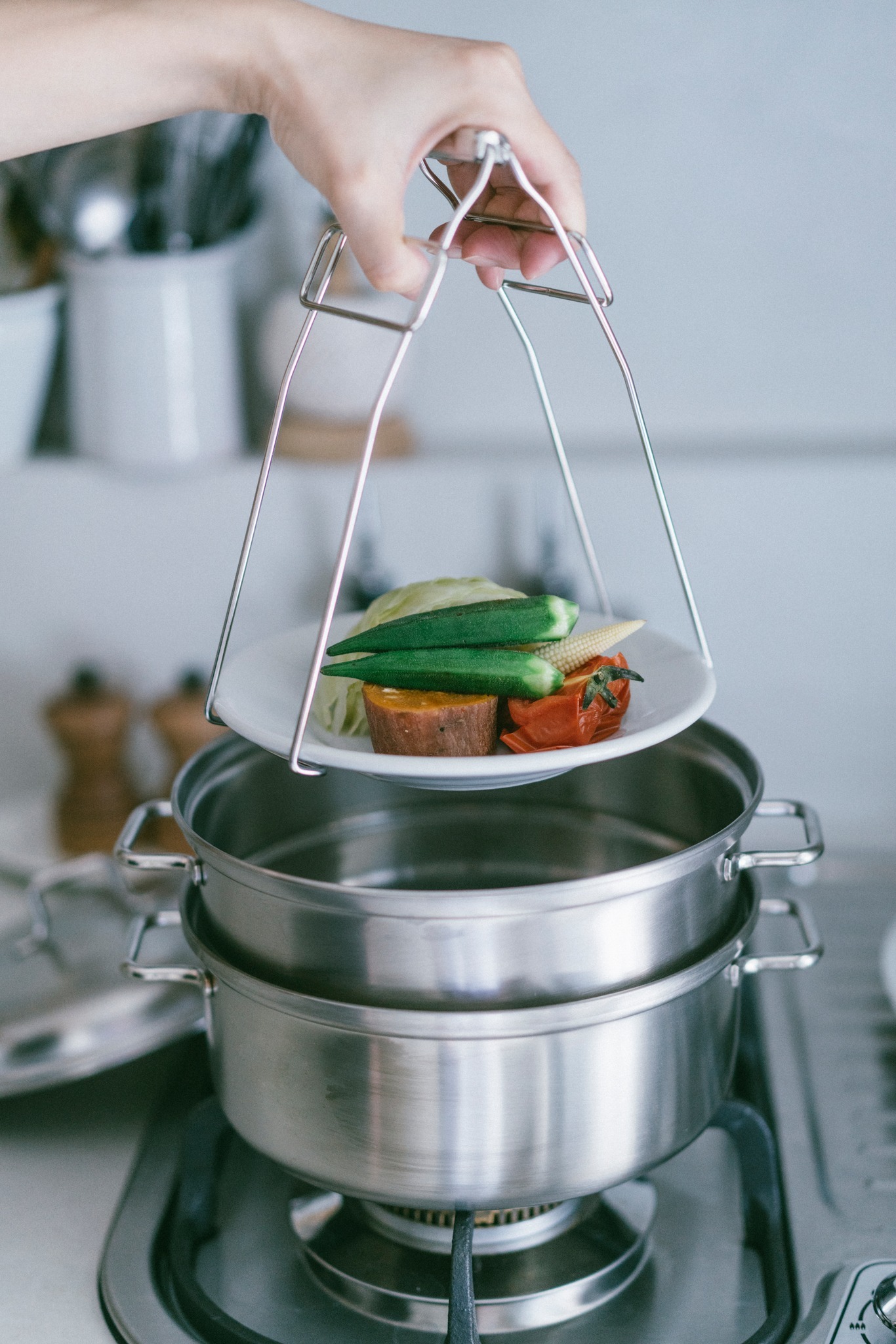 貝印 KAI 日本製防燙蒸盤茶碗蒸夾