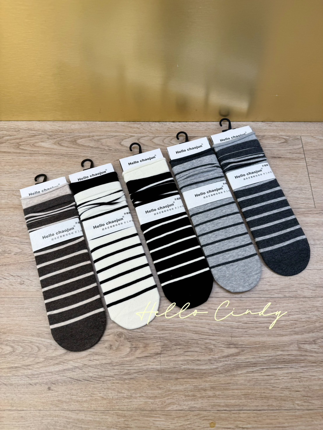 B09048-層次感滿滿的條紋堆堆襪5入一組