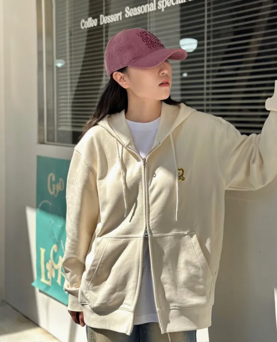 【OWN】Wacky Willy 連帽外套 基本 胸前 小LOGO 棉質 寬鬆 外套 秋天 不分男女 黑色 奶油 白灰 粉色