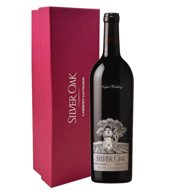 Silver Oak Cellars Napa Valley Cabernet Sauvignon 2017 (Gift Box)
