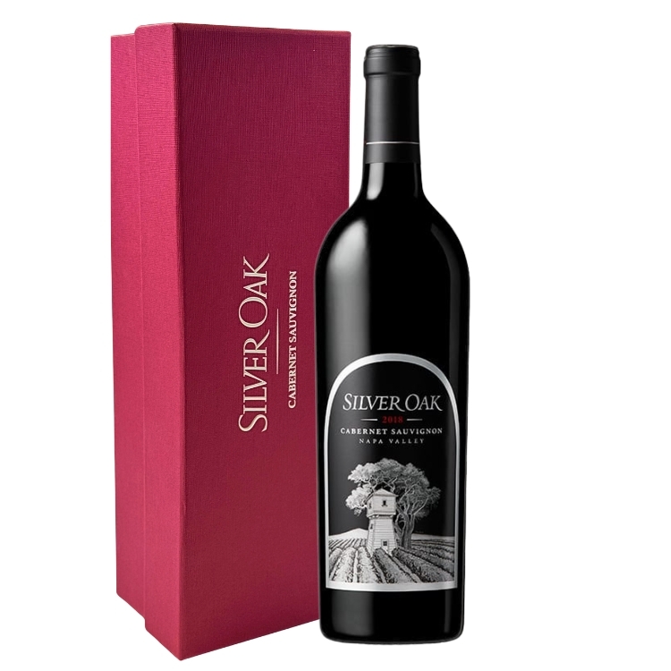 Silver Oak Cellars Napa Valley Cabernet Sauvignon 2018 (Gift Box)