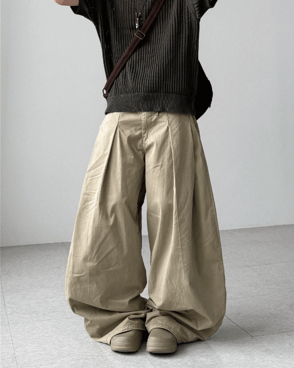 God Tupin Tuck 兩用斜紋布休閒褲