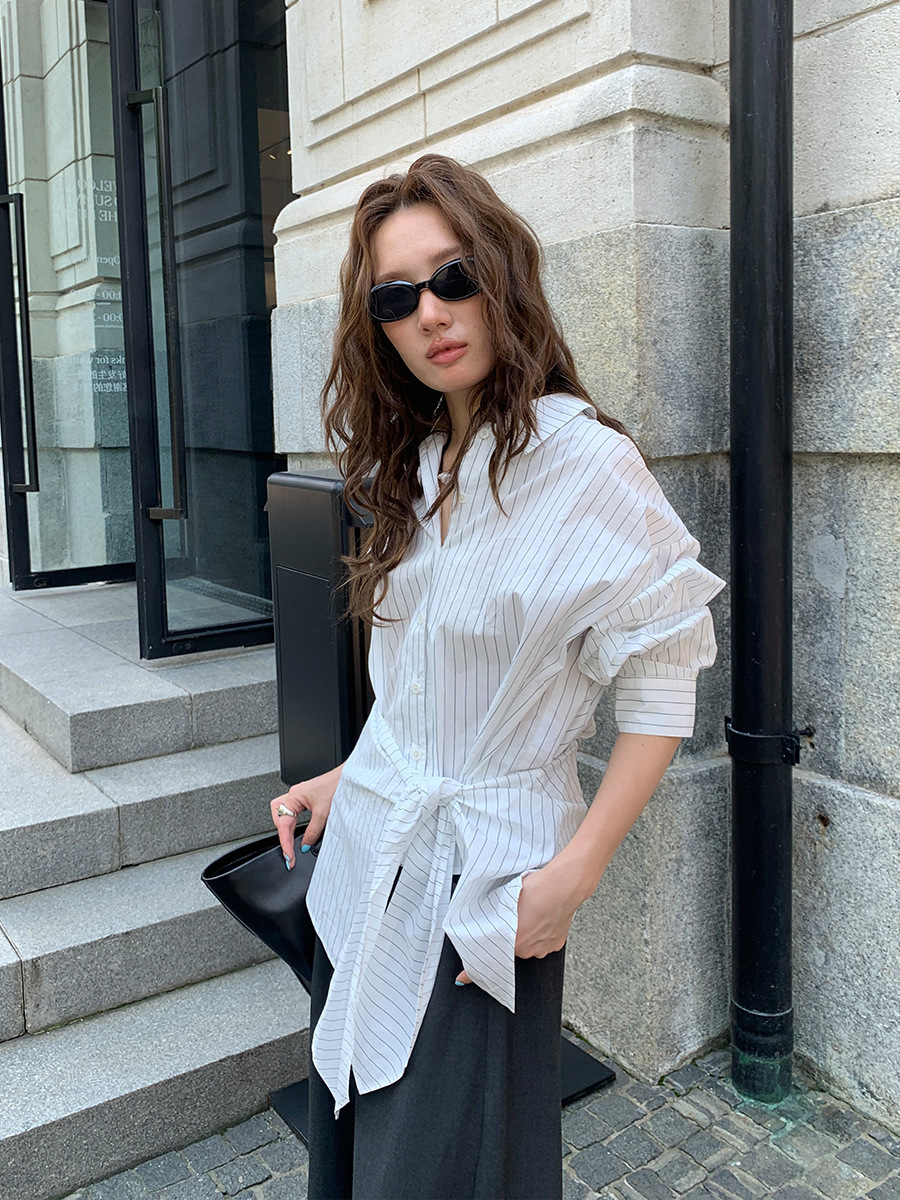 9W16 知性設計感綁帶條紋襯衫 三色