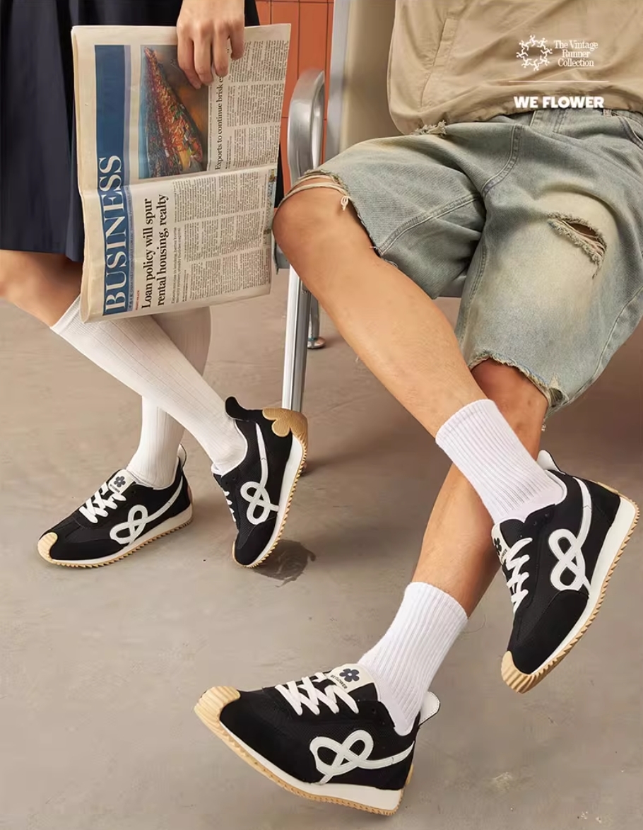 We flower 小花鞋 阿甘鞋 焦糖底 落日紅 暗夜黑 格林灰 3色