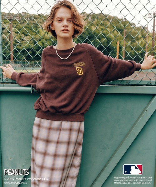 日本🇯🇵連線 MLB x Snoopy 史努比 隊徽刺繡針織套頭衫 隊徽 刺繡 休閒 針織 毛衣 SNOOPY 長袖 3款(任買兩件711免運)/預購