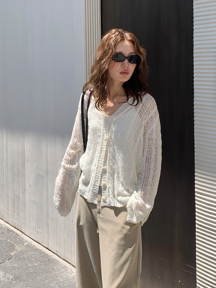 9W14 透膚感慵懶開衫針織上衣 三色