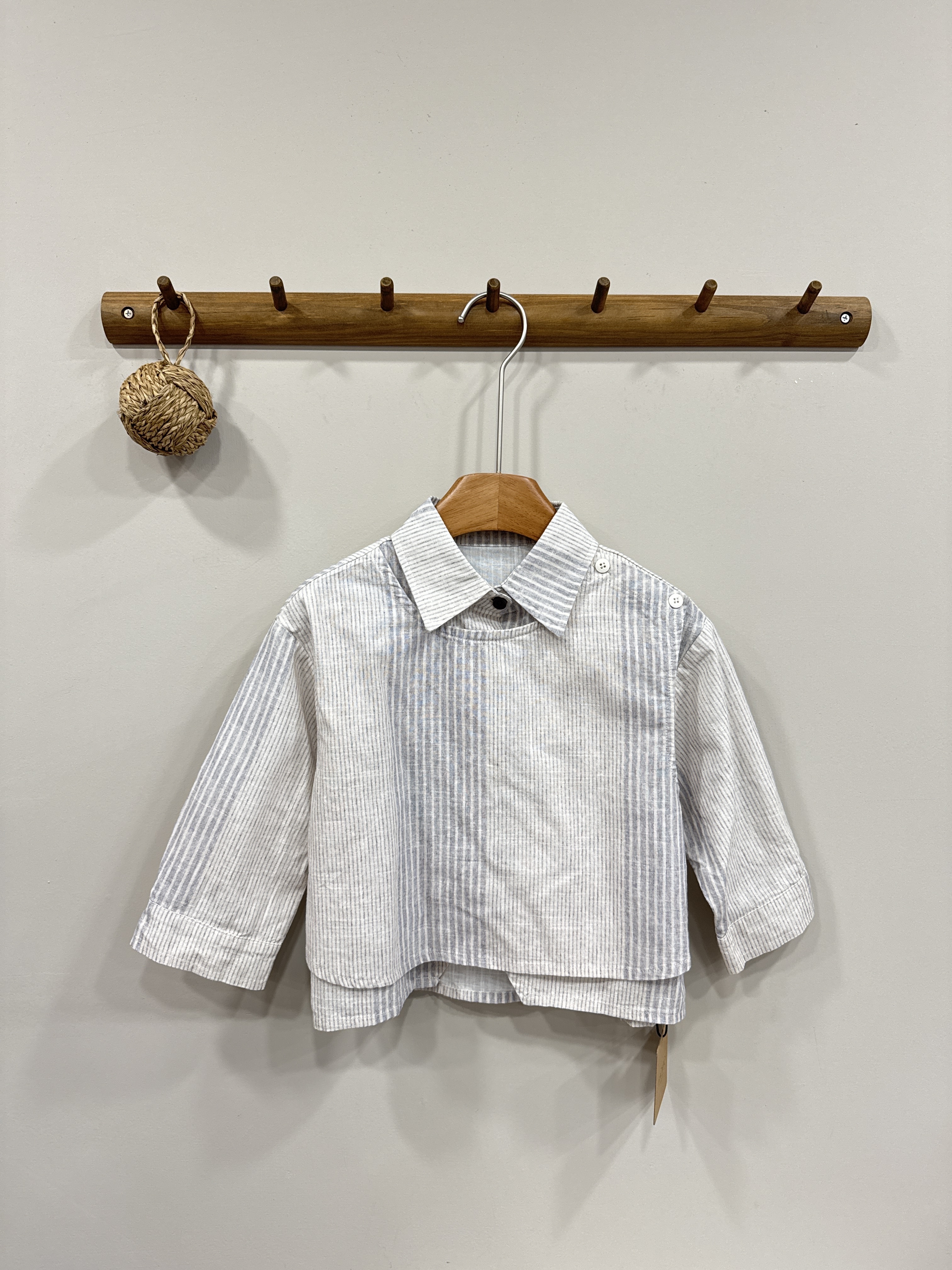 A03054設計款假兩件直條襯衫