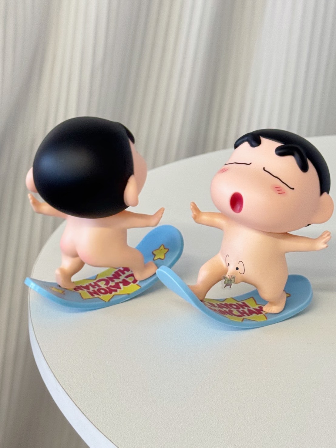 蠟筆小新 裸奔 衝浪 公仔盲盒 10CM