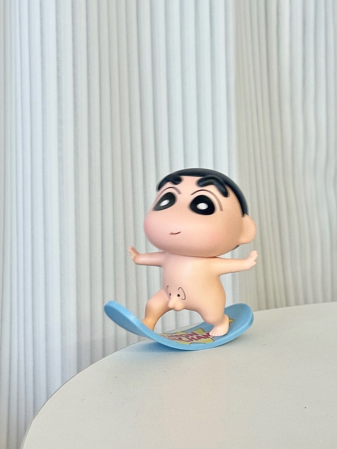 蠟筆小新 裸奔 衝浪 公仔盲盒 10CM