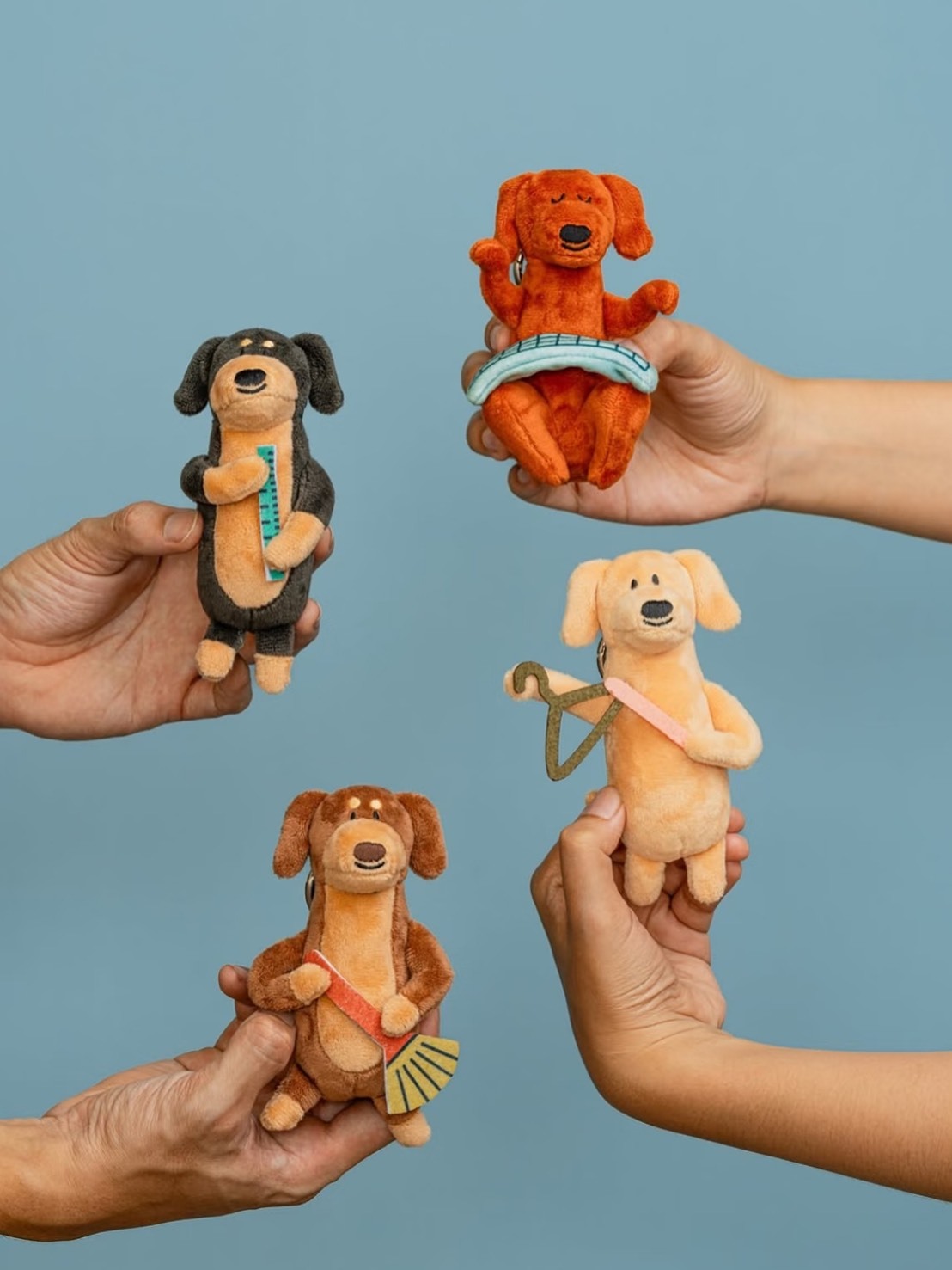 泰國 超夯 BENKOFF CAFE SAUSCHESTRA 臘腸狗 吊飾 盲盒