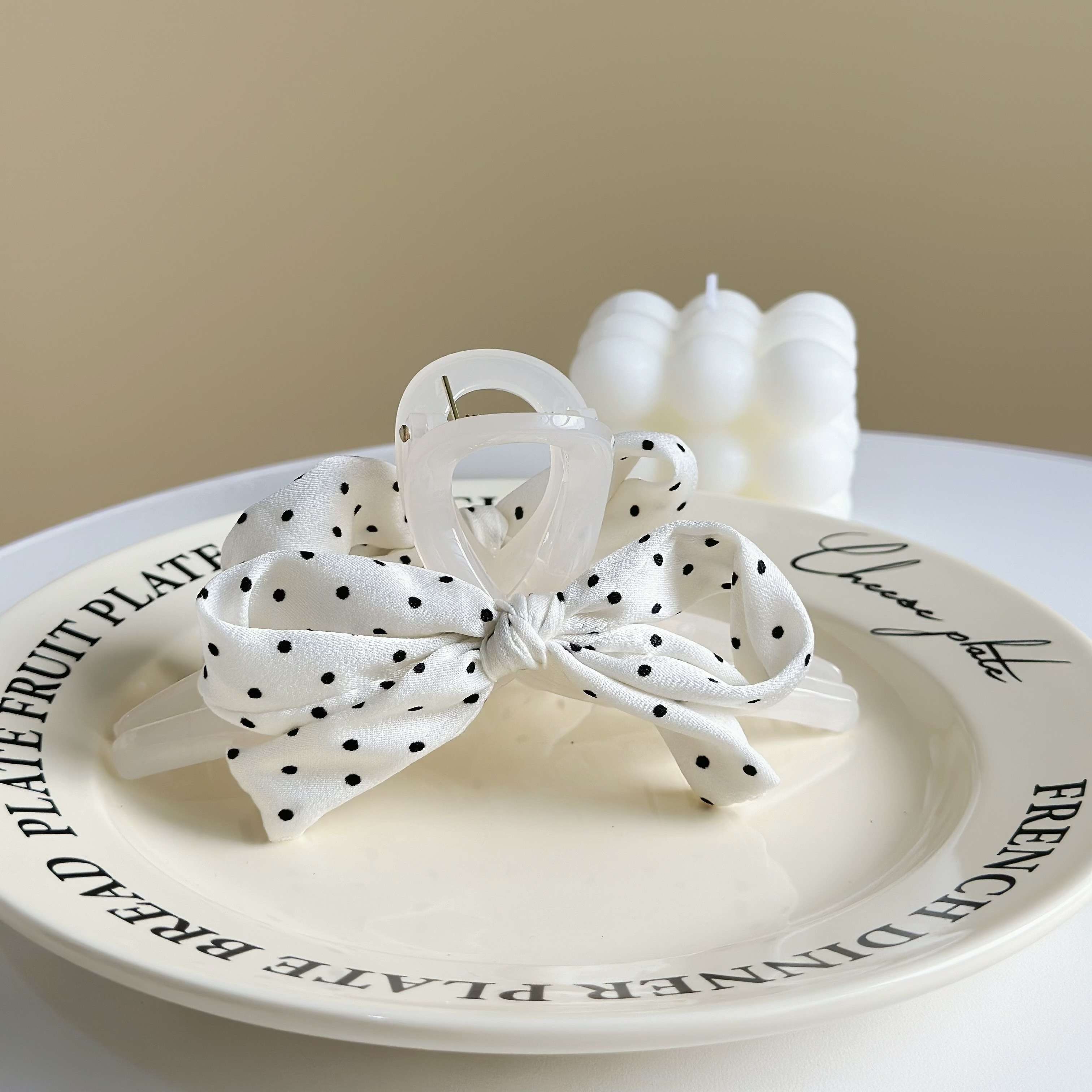 Z280圓點蝴蝶結鯊魚夾