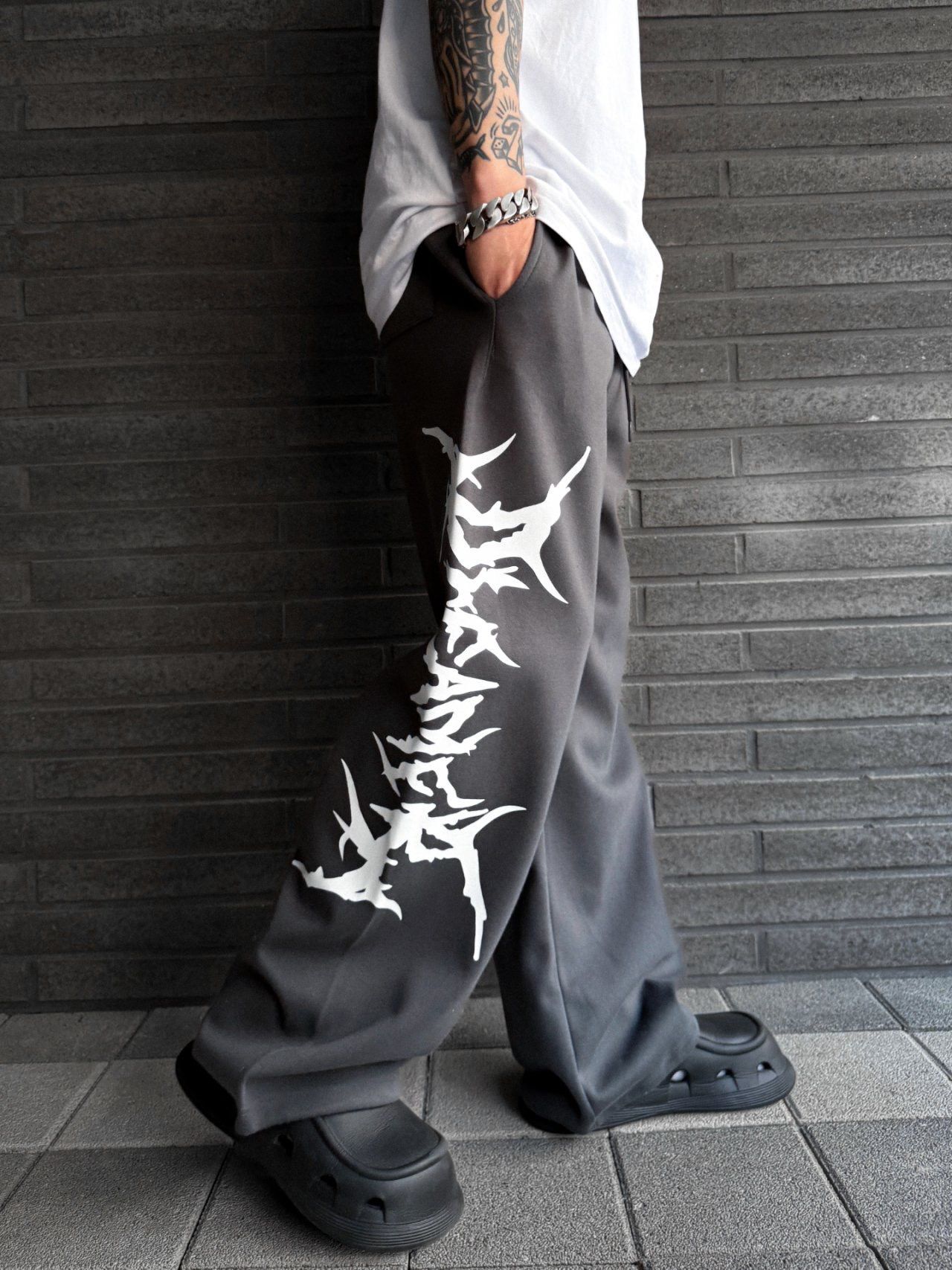 英文字可束腳運動褲 P8H-157P