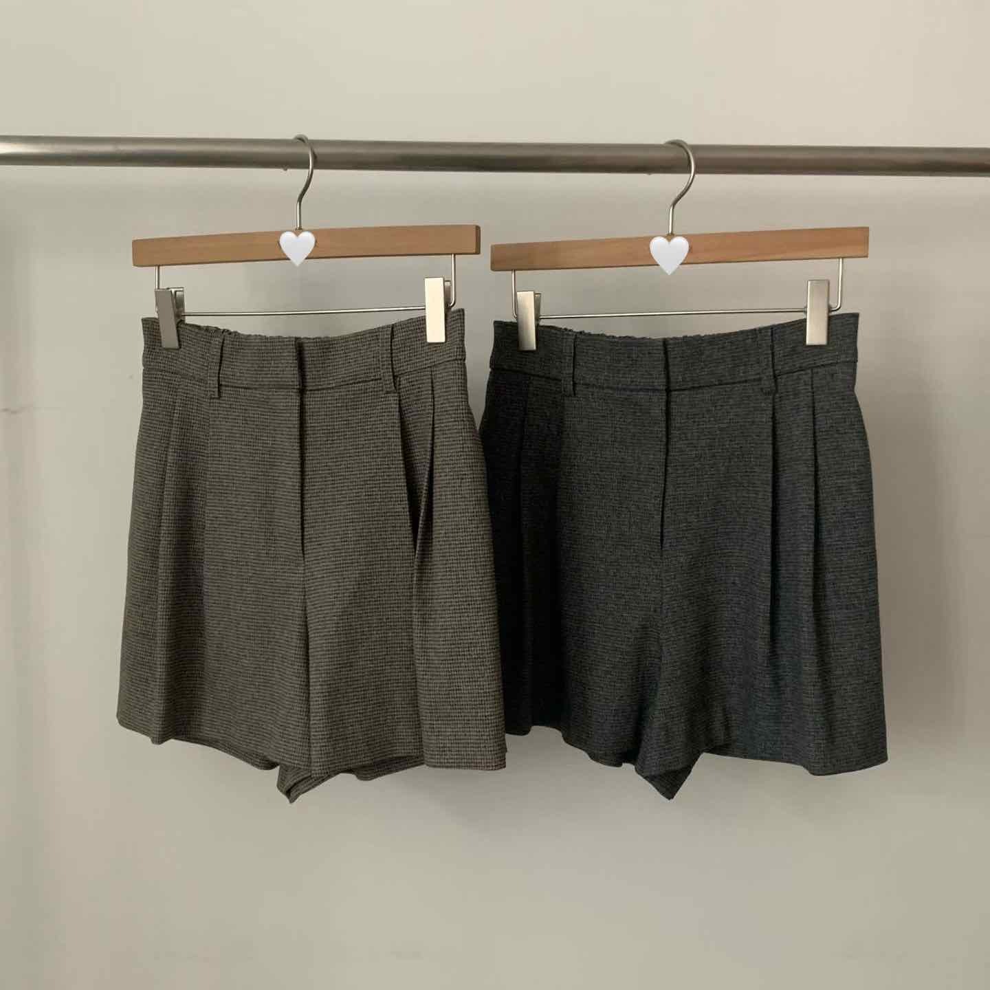 🇰🇷闆娘大推！梨形女孩必買的高磅數格紋毛呢短褲｜2 color