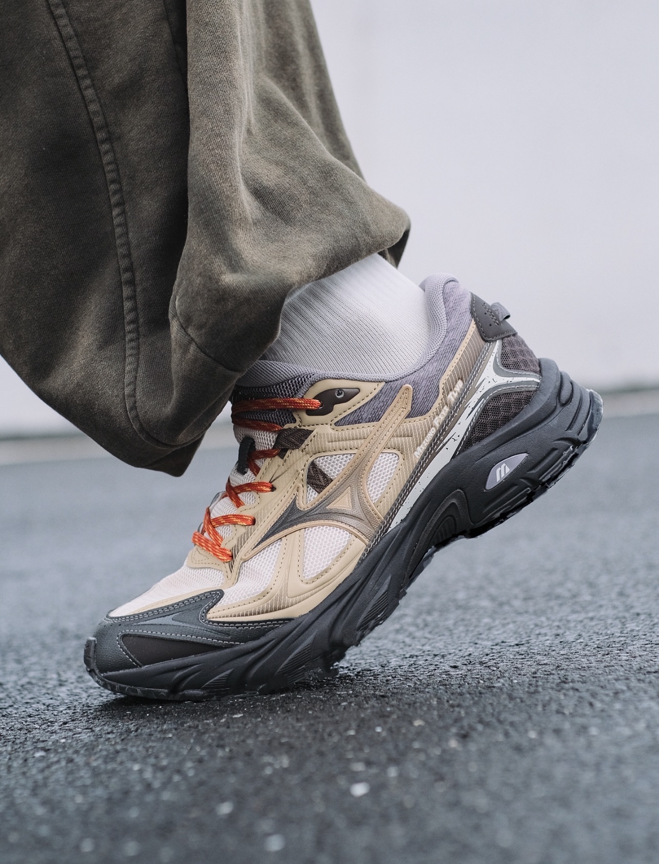 Mizuno FIYI TL V2 BROWN BLACK 黑棕橙 山系 跑鞋 D1GH251908