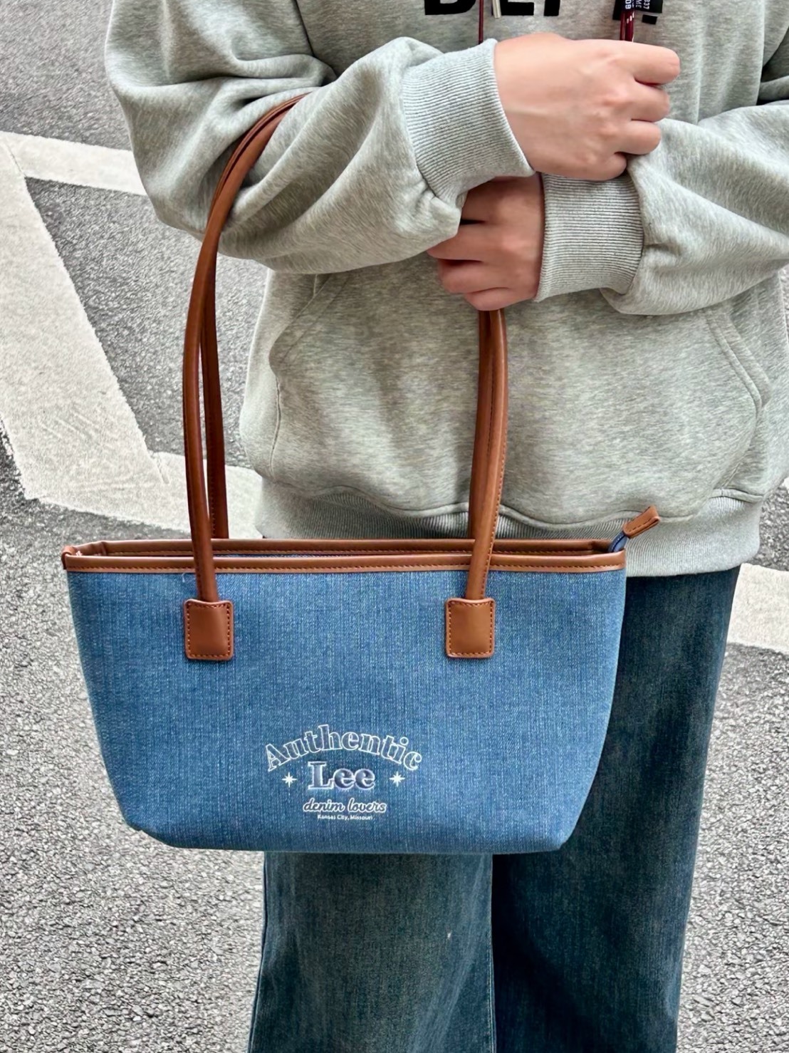 LEE 手提 不軟塌 單肩包