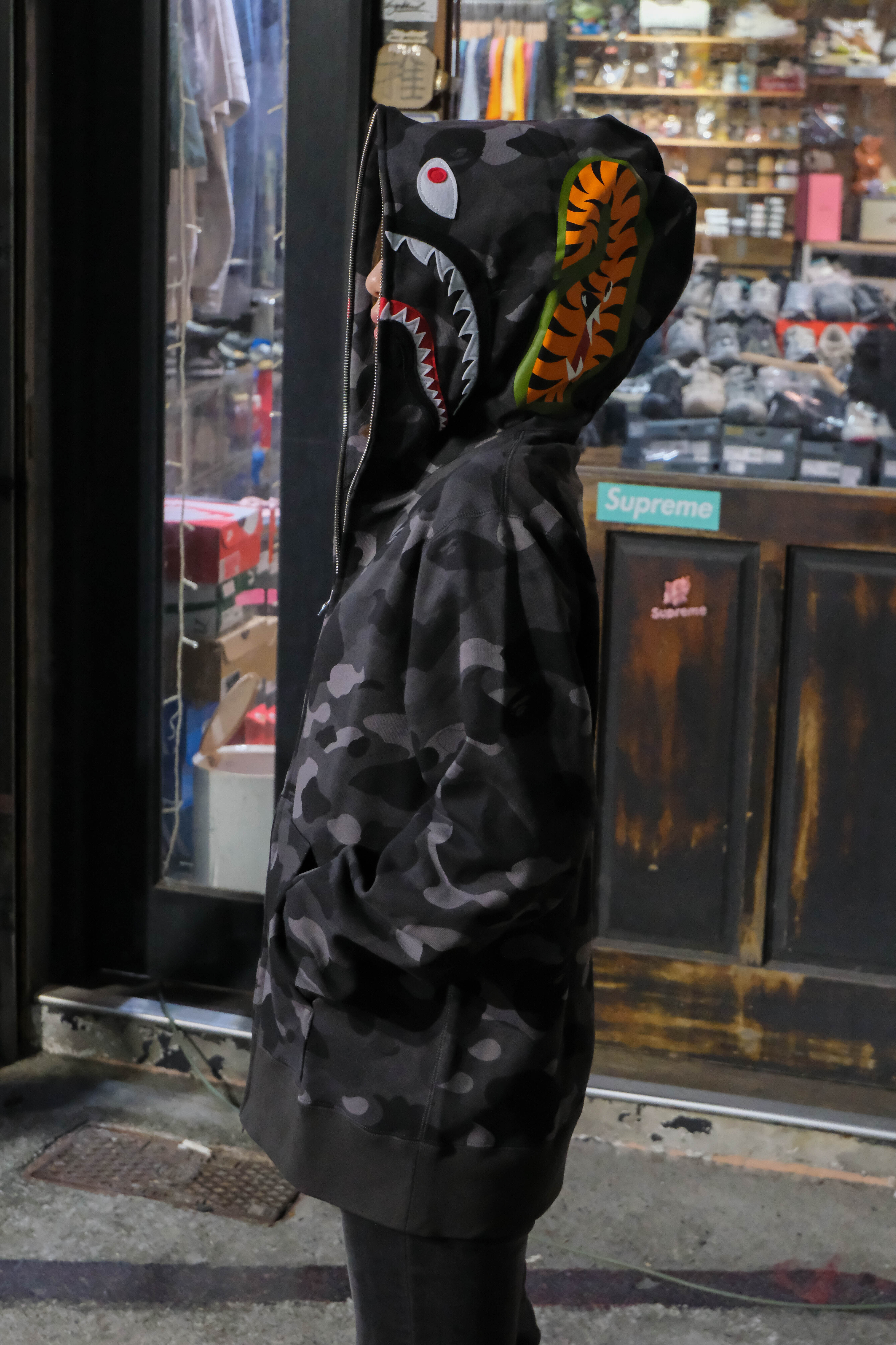 Bape Color Camo Shark Full Zip Hoodie 鯊魚外套 黑迷彩 0ZXSWM01015XO