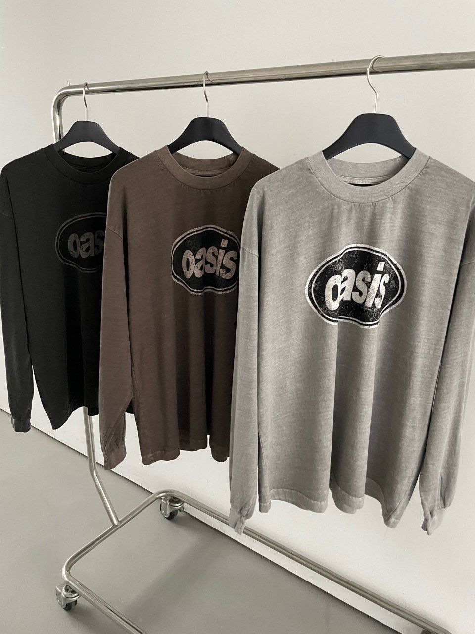 洗水英文字長袖衫 ARCHIVE-375T