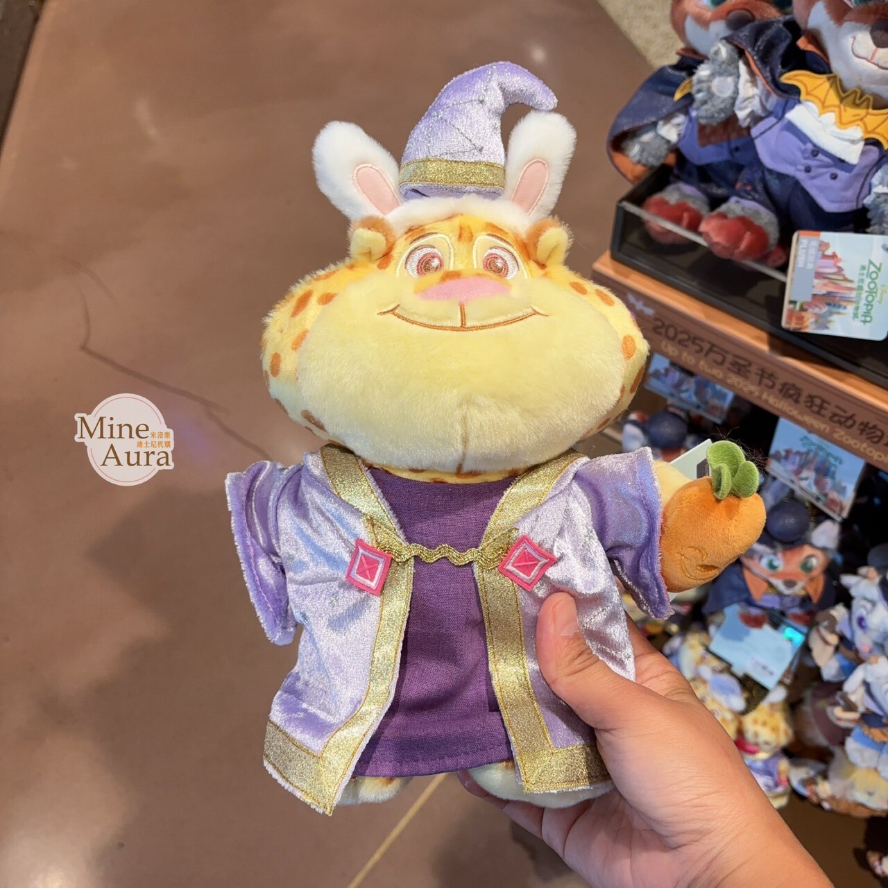 2025 萬聖節 動物方城市 Zootopia 洪金豹 Benjamin Clawhauser 娃娃 玩偶 -上海迪士尼樂園