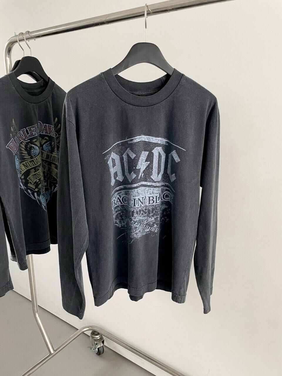 洗水英文字圖案長袖衫 ARCHIVE-377T