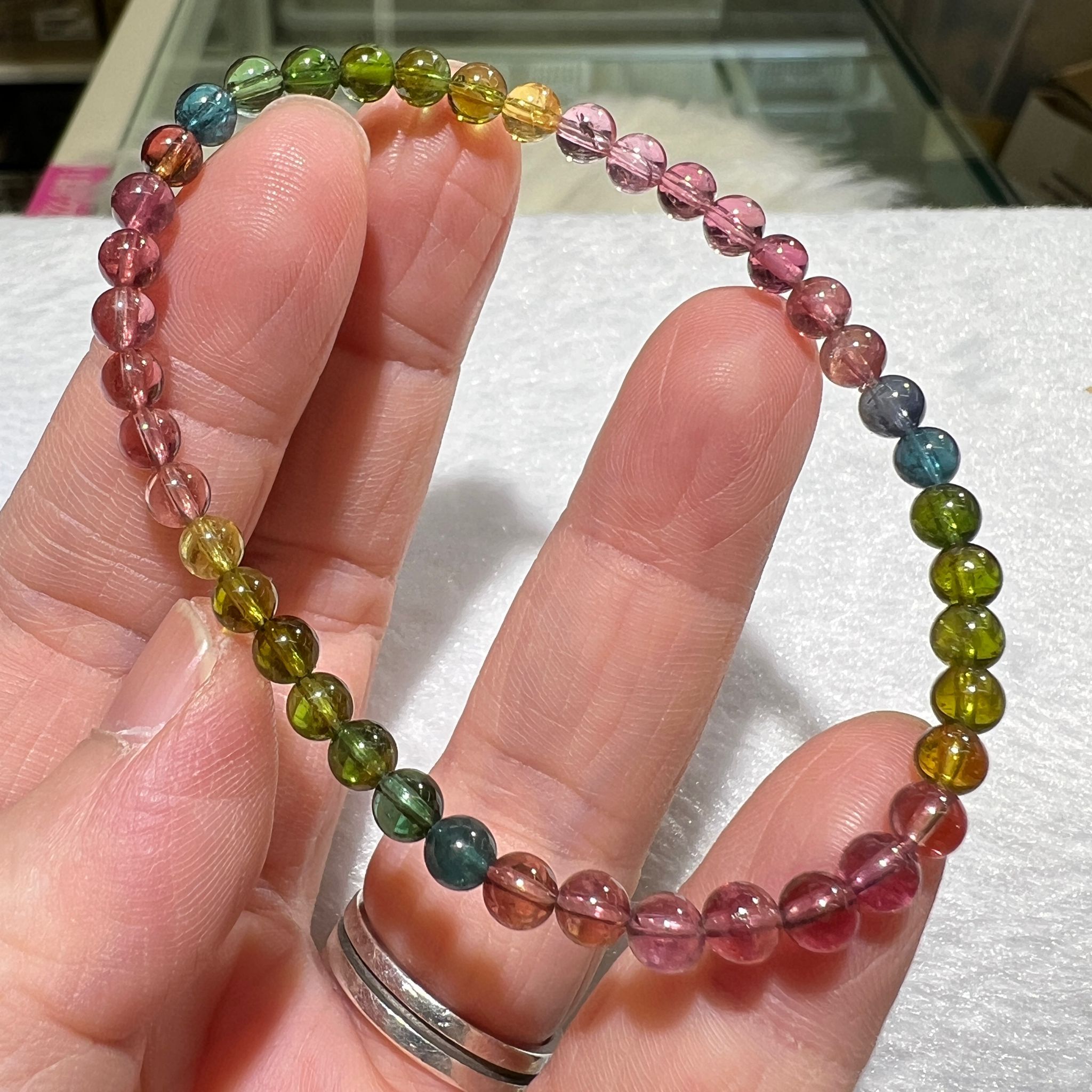 碧璽手串 4mm+/-  #CA0008