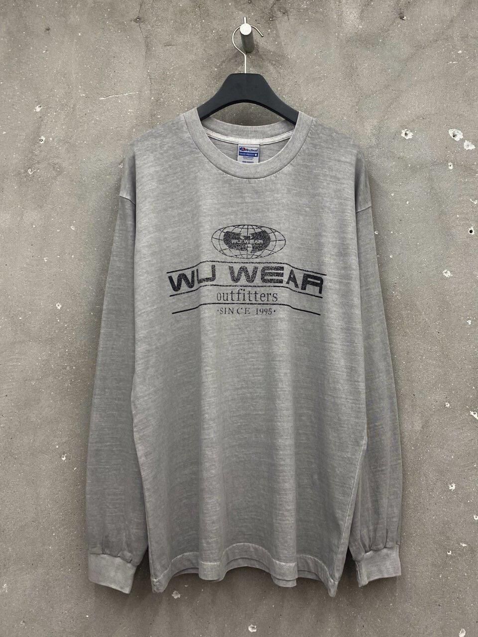 洗水英文字長袖衫 ARCHIVE-380T