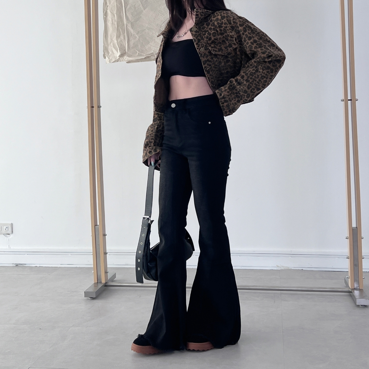 【大傘擺神級】視覺-5kg顯瘦喇叭褲(S-XL) 長褲-2色  牛仔長褲 喇叭褲 (現貨)