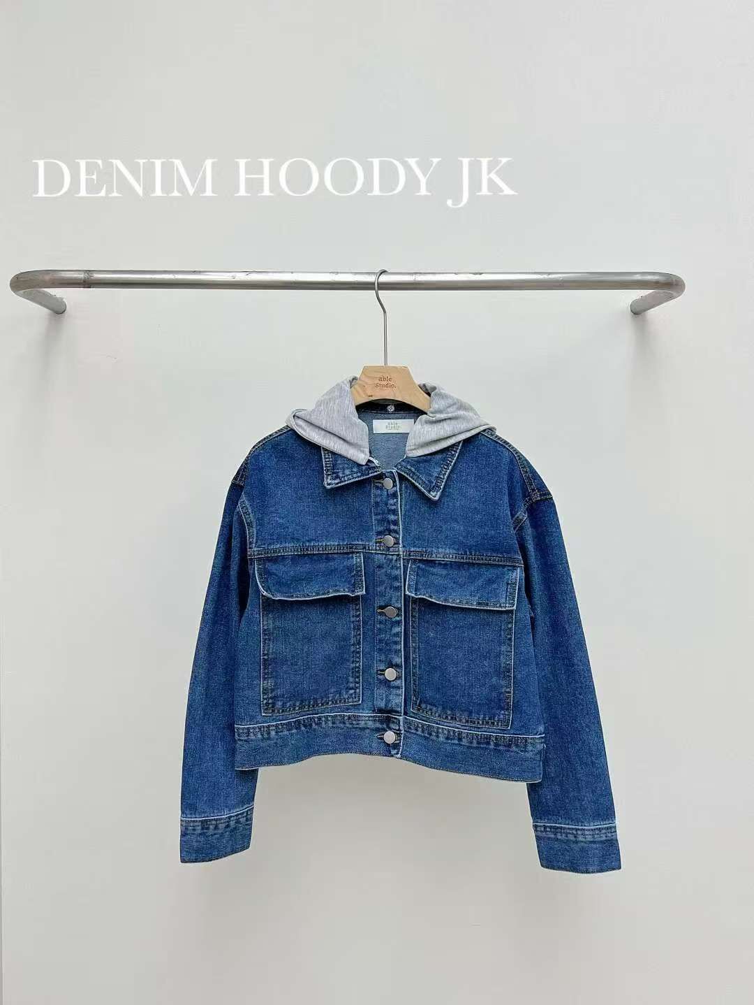AS5026 連帽牛仔假口袋外套