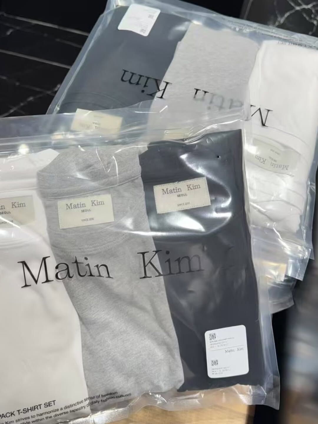 Matin Kim 經典小Logo 短T 黑白灰 三件組