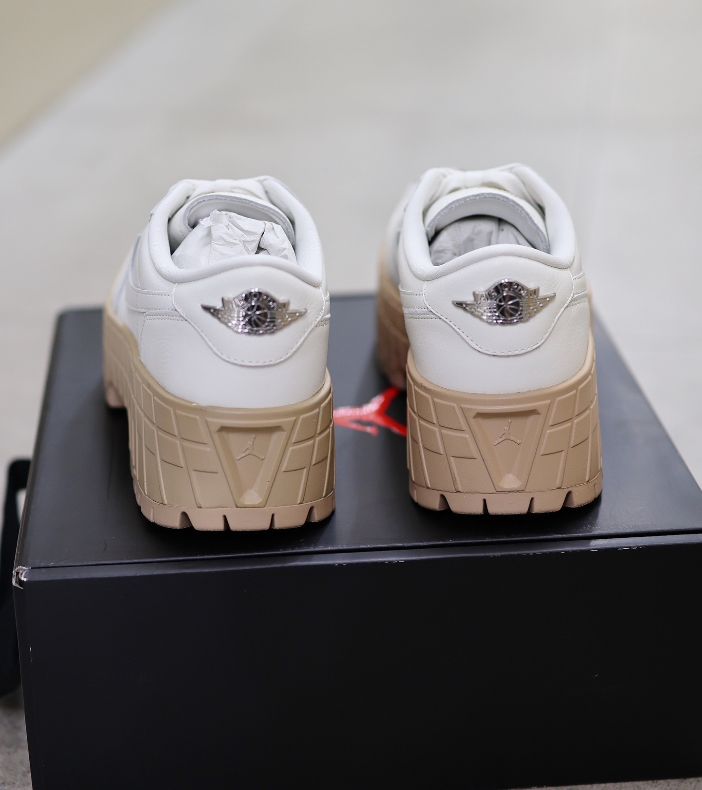 Nike Air Jordan 1 Brooklyn Low Rattan/Desert Camo HF318