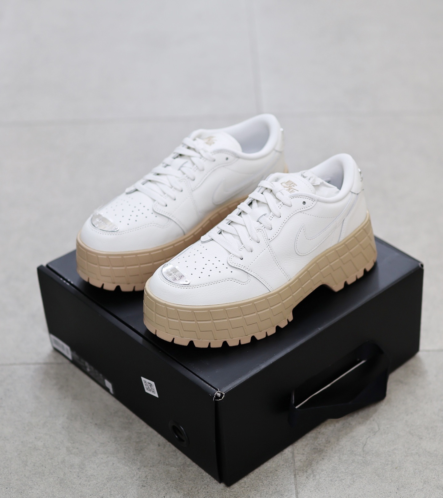 Nike Air Jordan 1 Brooklyn Low  Sail 米白色 HF3184-101