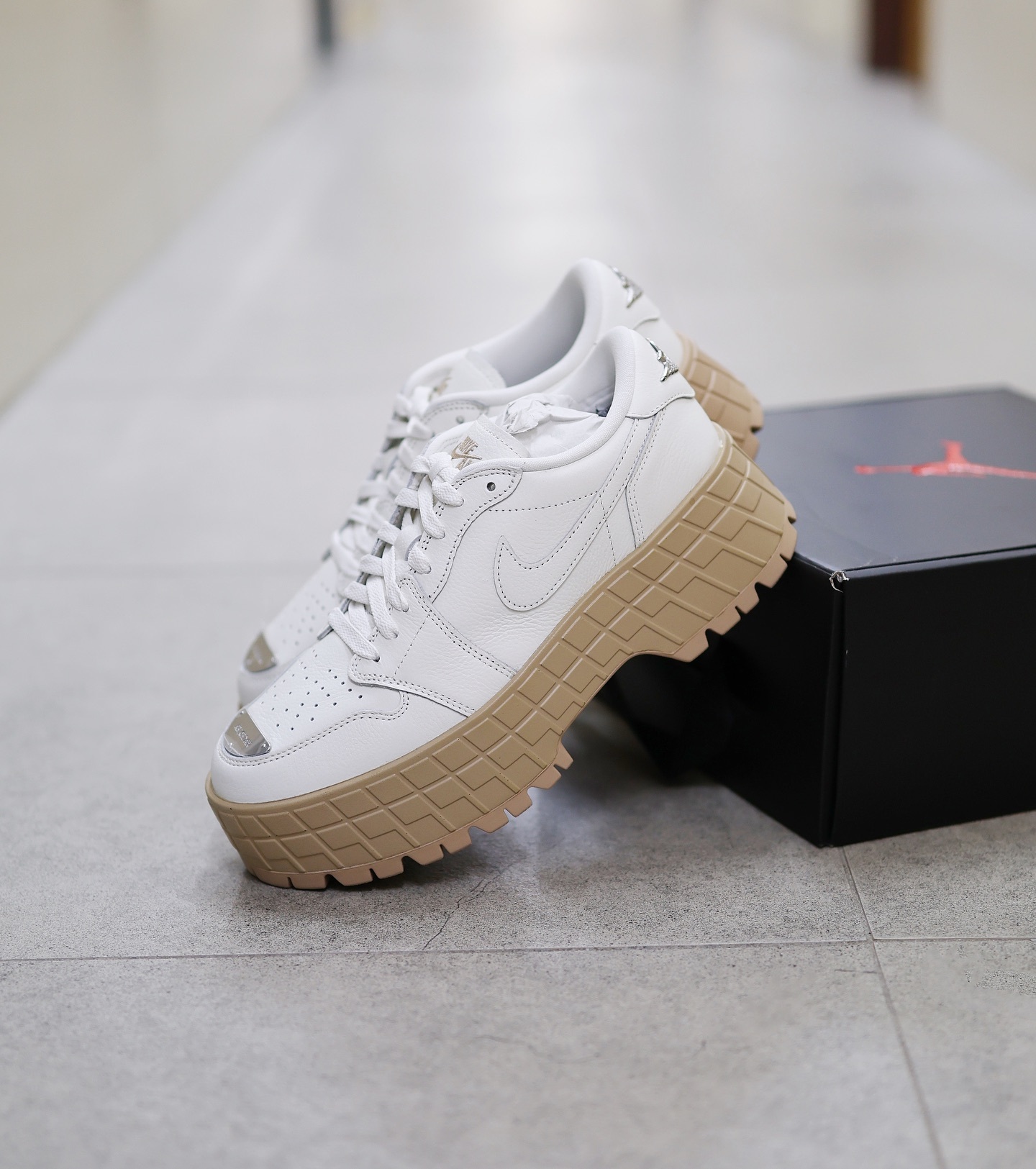 Nike Air Jordan 1 Brooklyn Low  Sail 米白色 HF3184-101