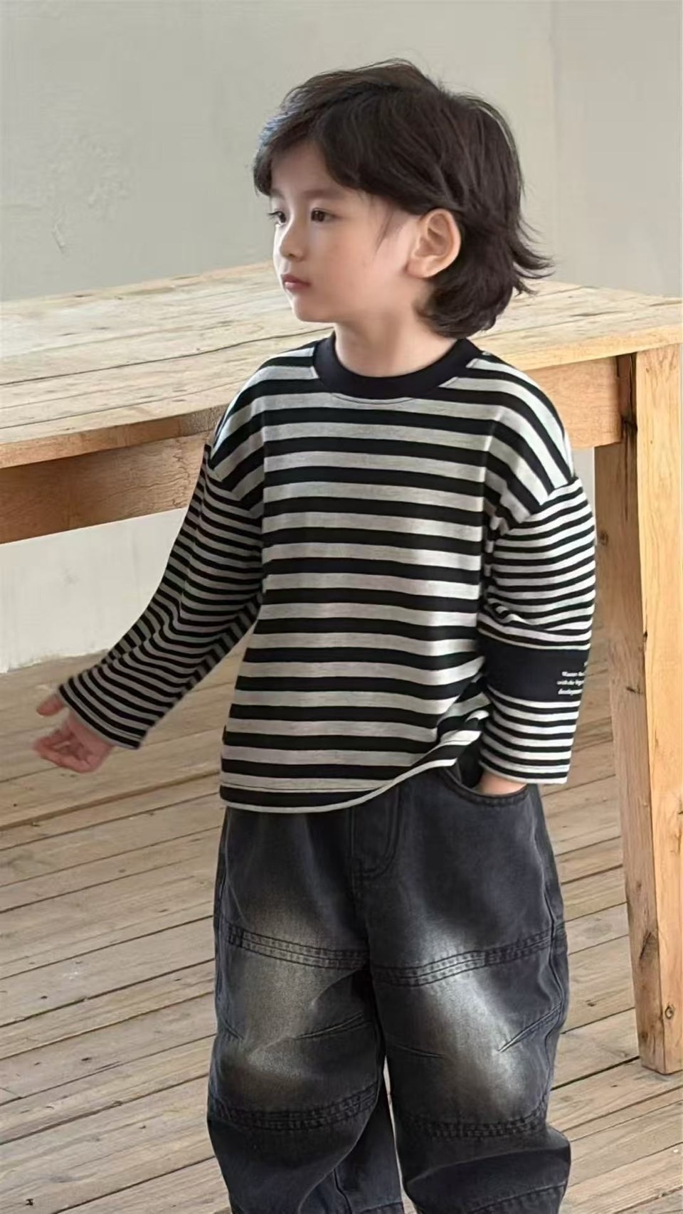 A03124設計師品牌條紋上衣