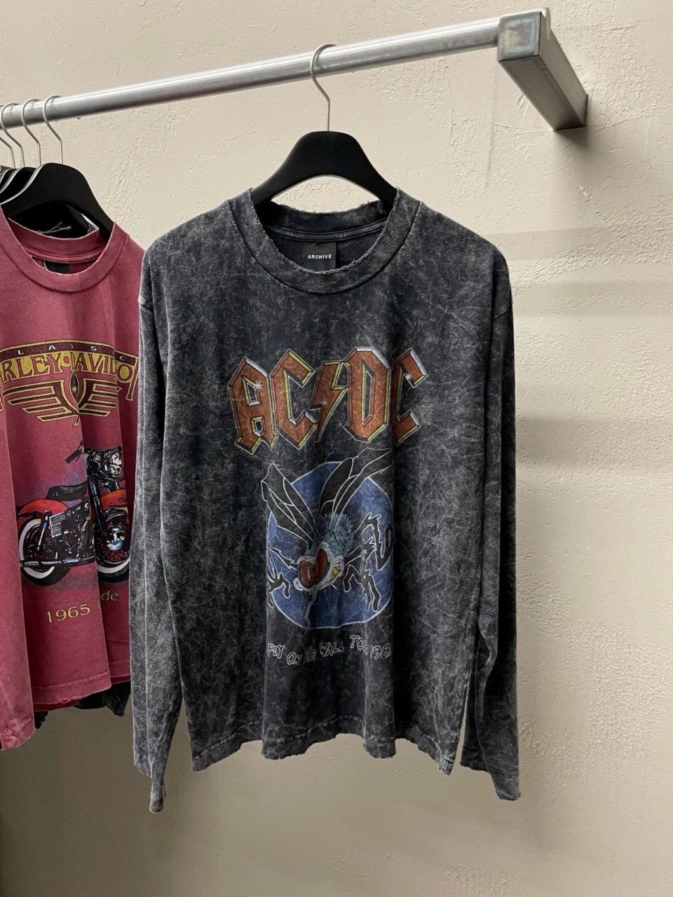 洗水英文字圖案長袖衫 ARCHIVE-382T