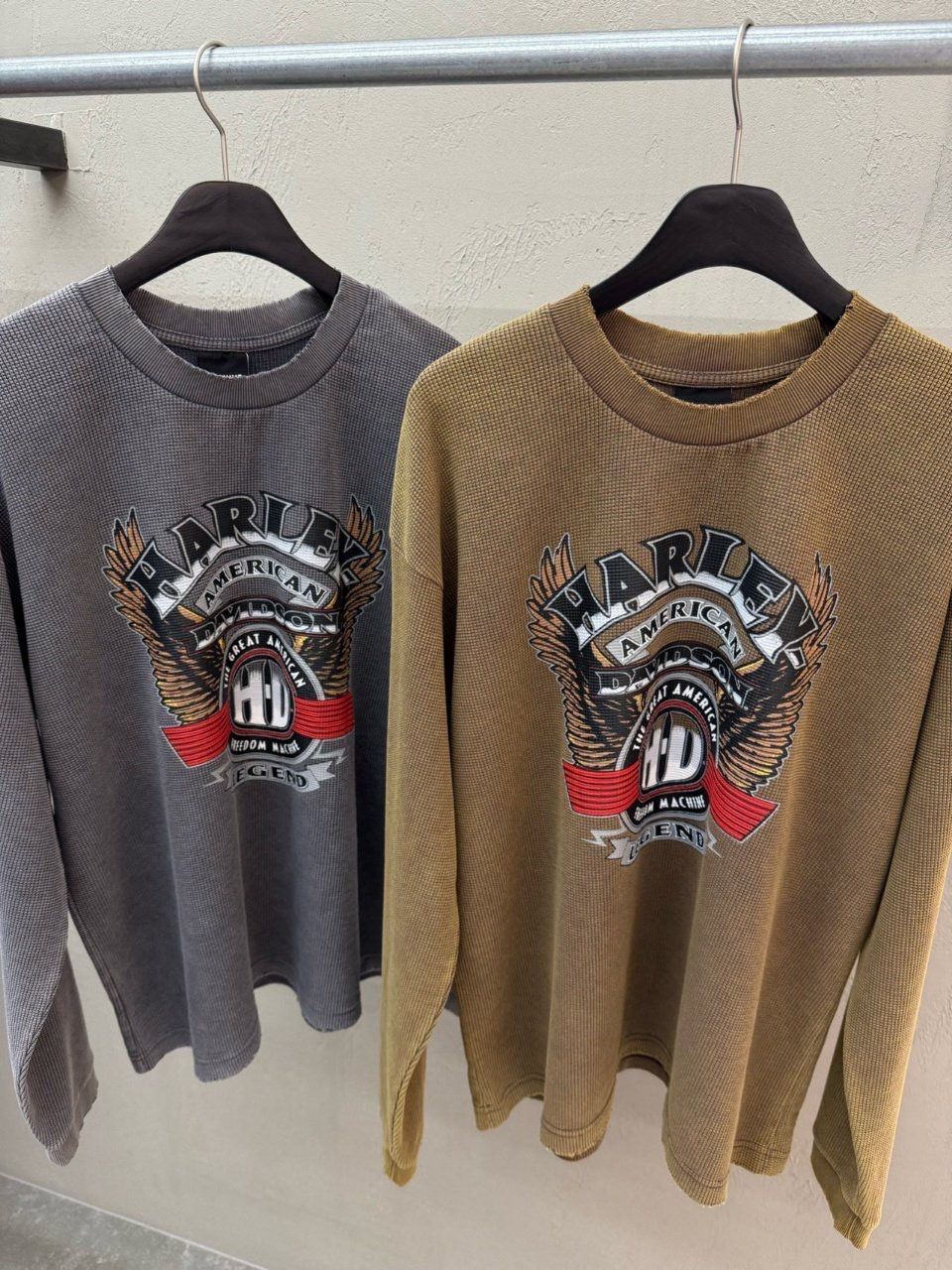 洗水英文字圖案長袖衫 ARCHIVE-386T