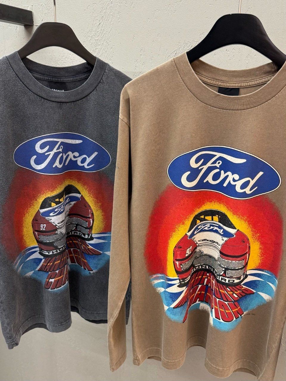 洗水英文字圖案長袖衫 ARCHIVE-387T