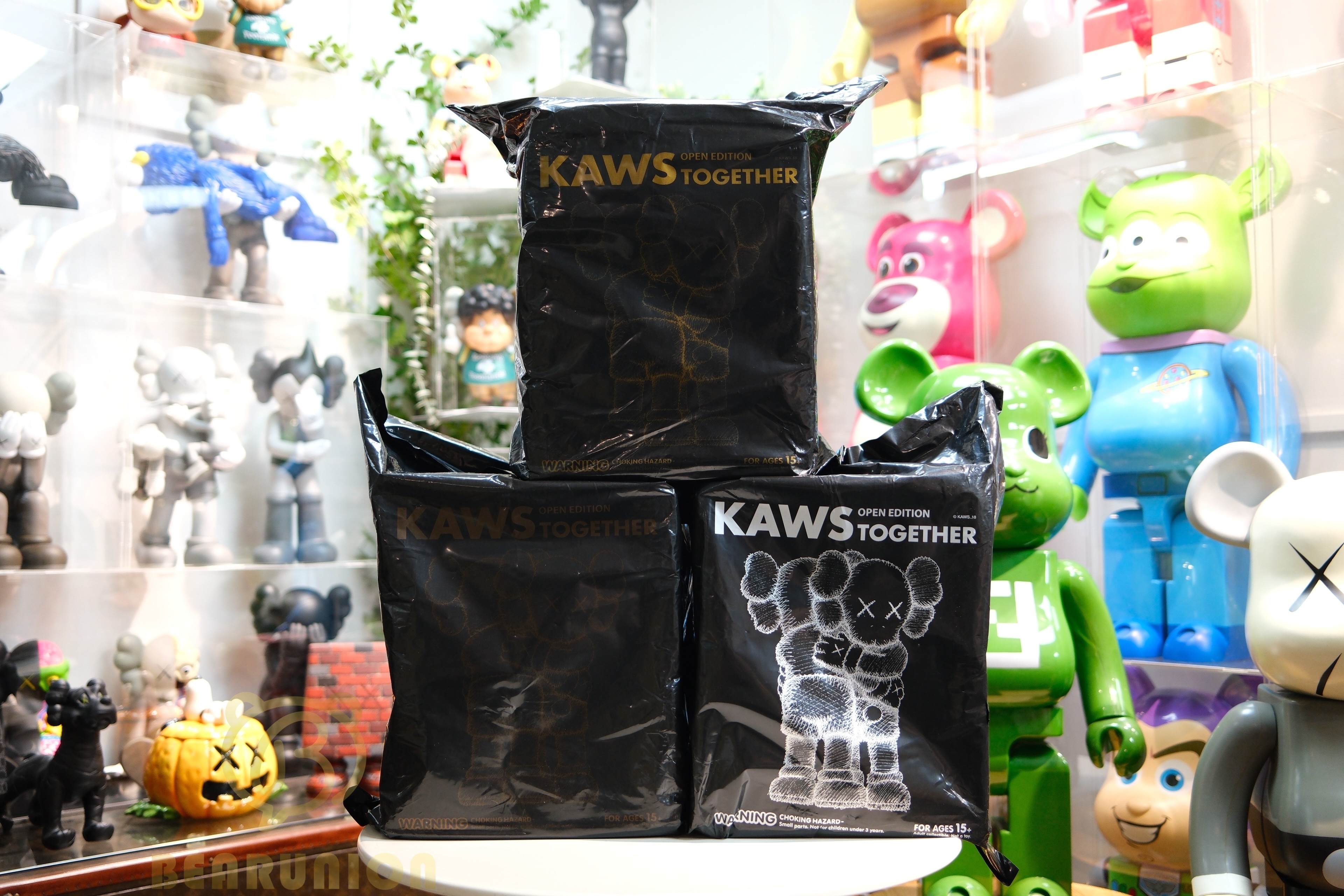 🥇現貨🥇KAWS Together Vinyl FigureBlack/Brown/Grey Set