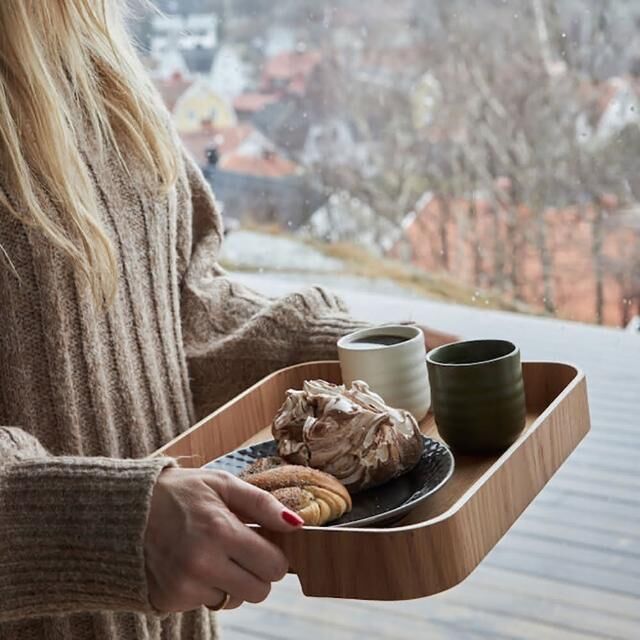 Ellen 馬克杯,特色褶邊條紋設計,裝上小點,餐食佐料或是熱紅酒配料都很適合