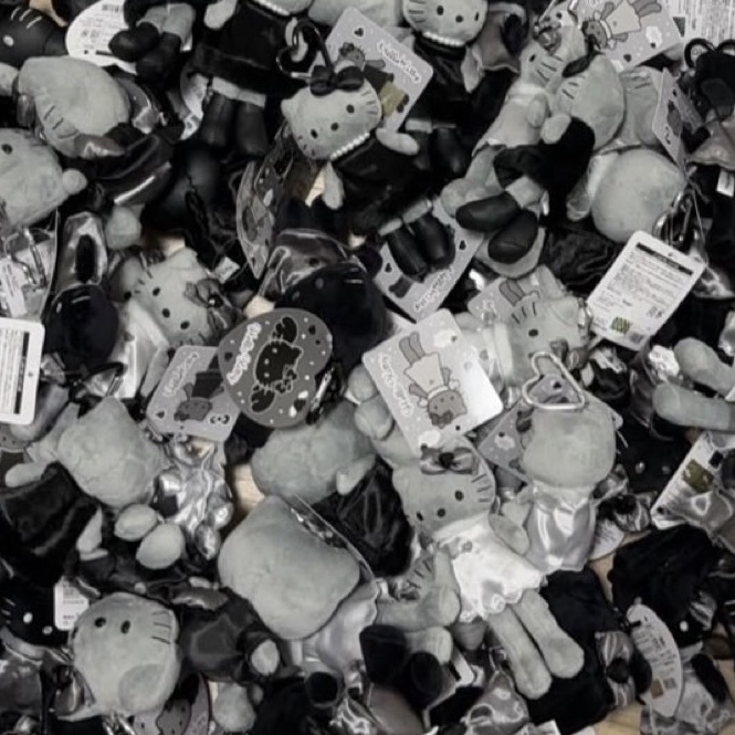 日本限定 "Hello Kitty" Black Angel 黑灰 天使 黑白 長腿kitty 掛飾 吊件