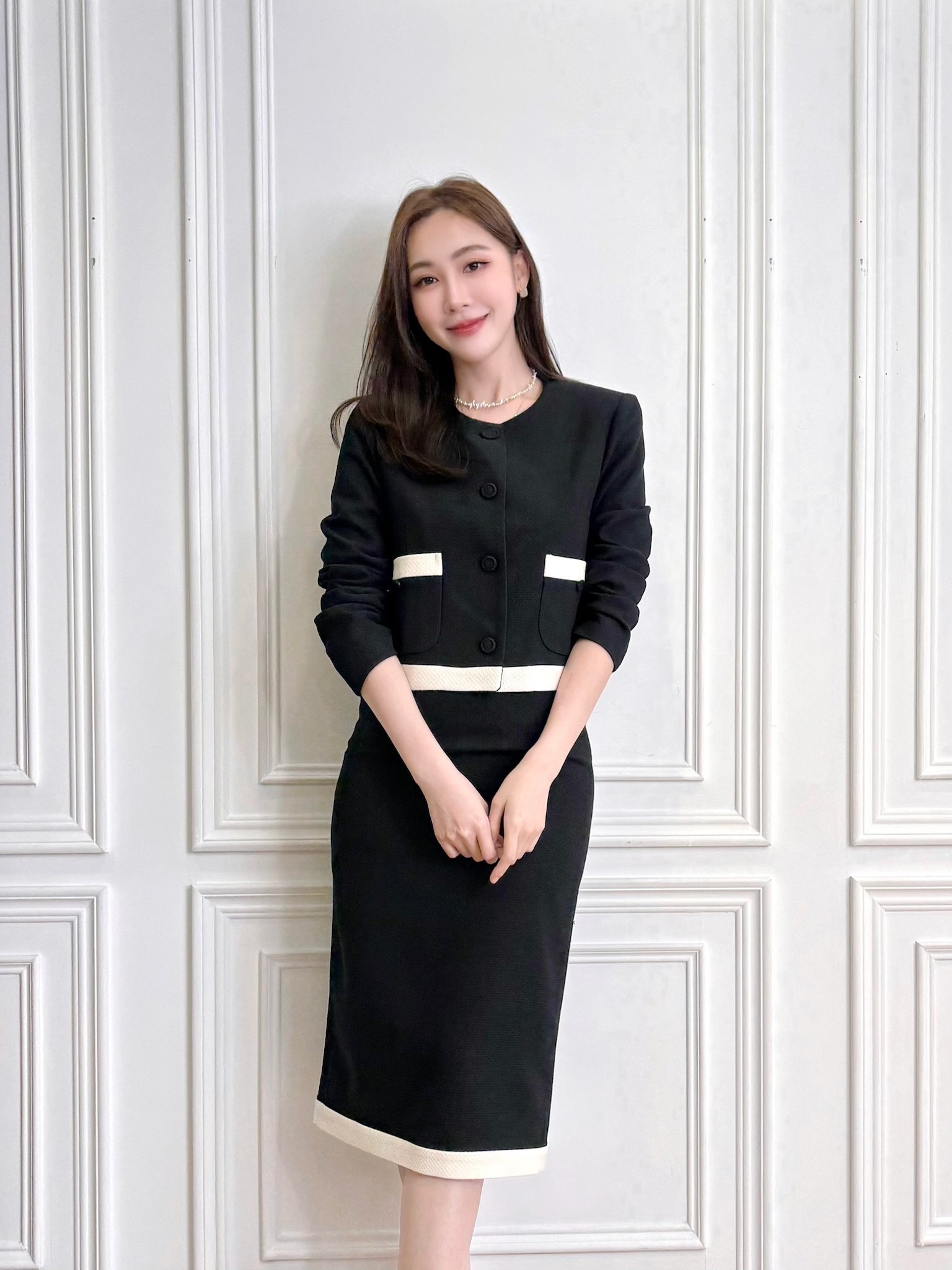 典雅小香風撞色滾邊窄裙套裝-黑