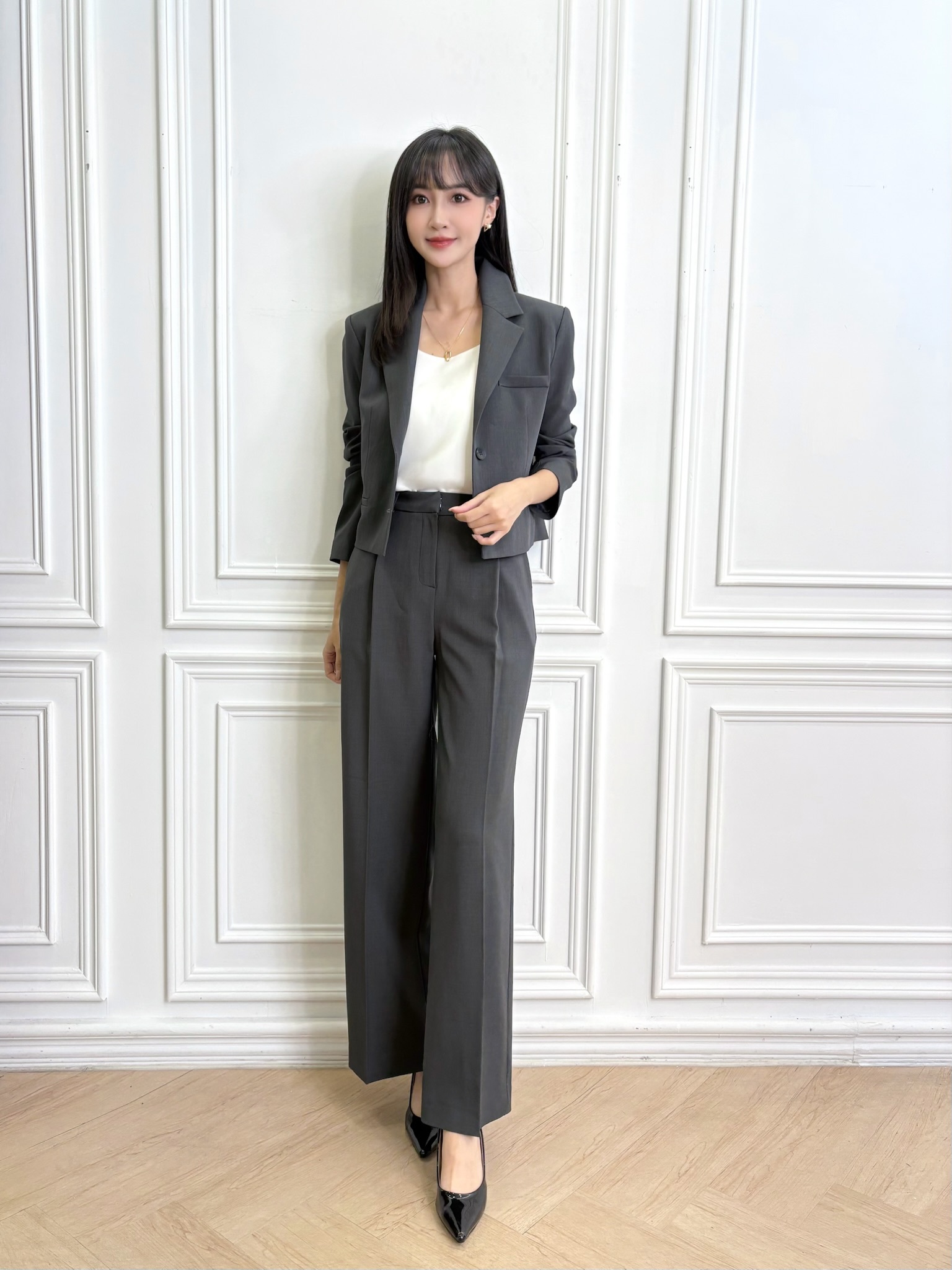 率性短版翻領西裝SET-深灰