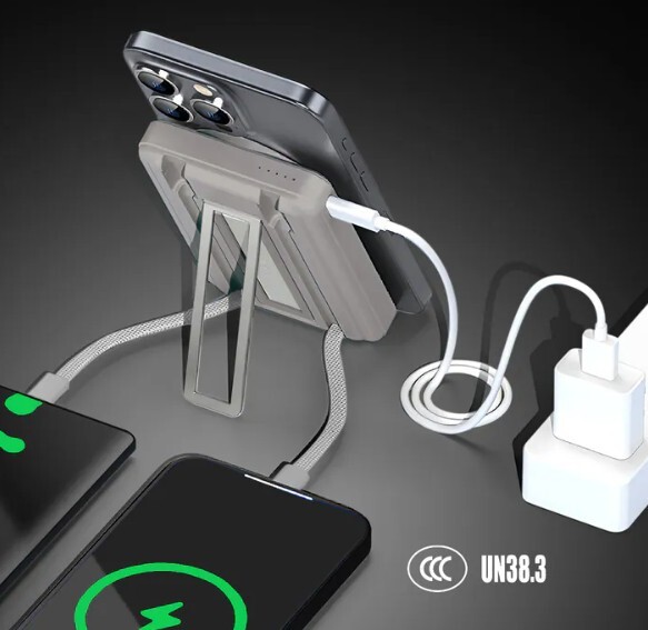 (3C認證版) XPower M10R 7合1 10000mAh PD 3.0 雙內置線+磁吸無線移動電源連支架