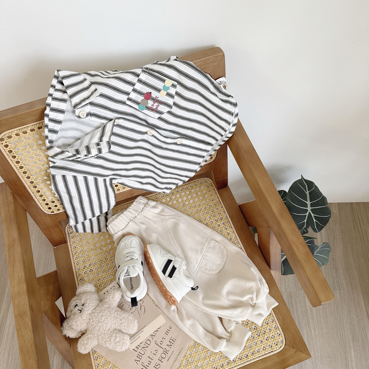 毛毛蟲條紋襯衫