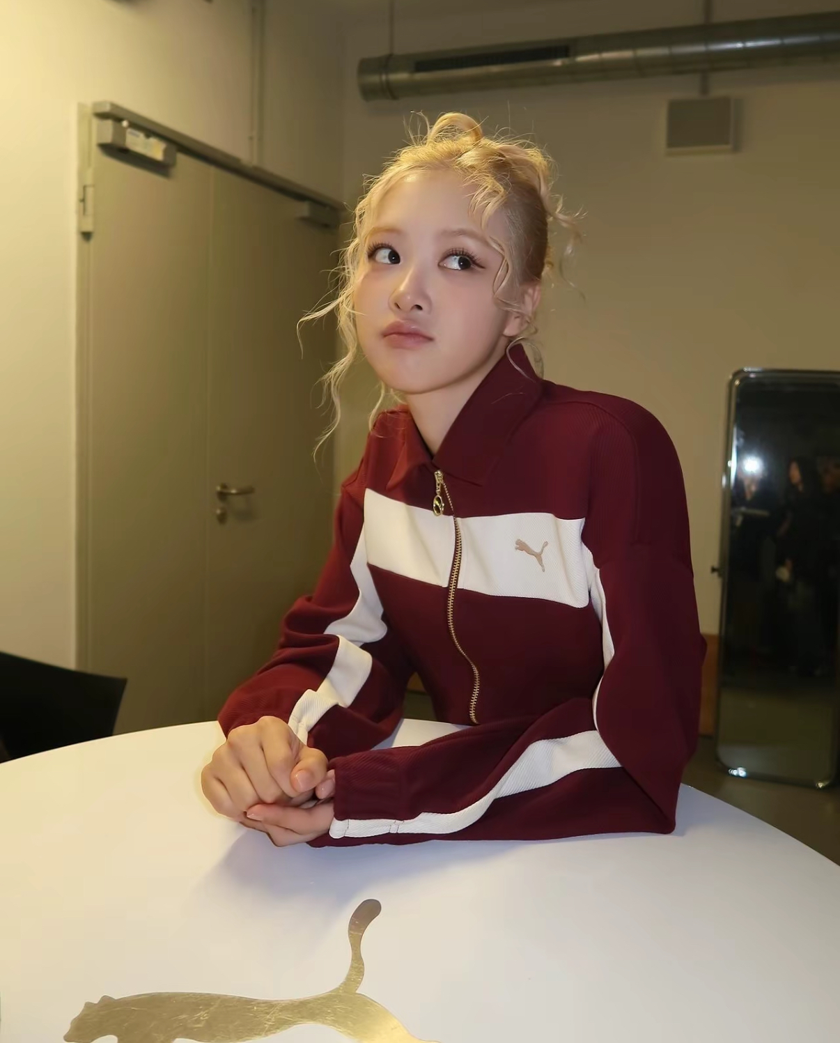 Puma 運動風拼色立領外套 酒紅色 短版外套 教練外套 Rose同款 朴彩英 女款 633795-96/預購