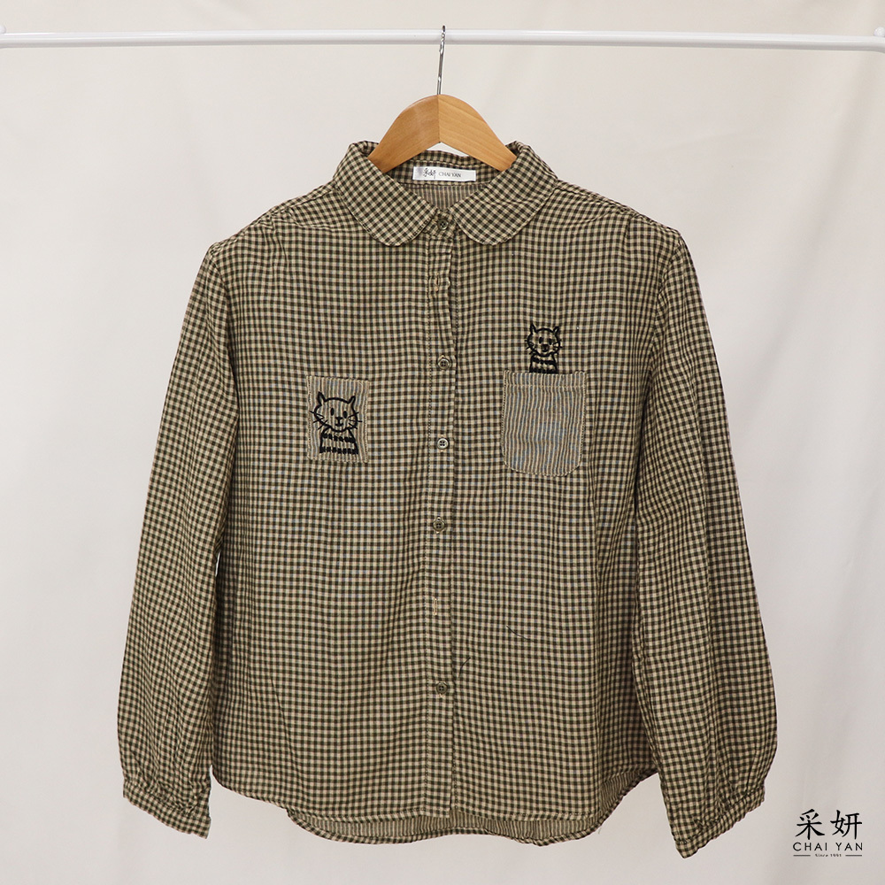 貓咪刺繡布料拼接長袖襯衫上衣