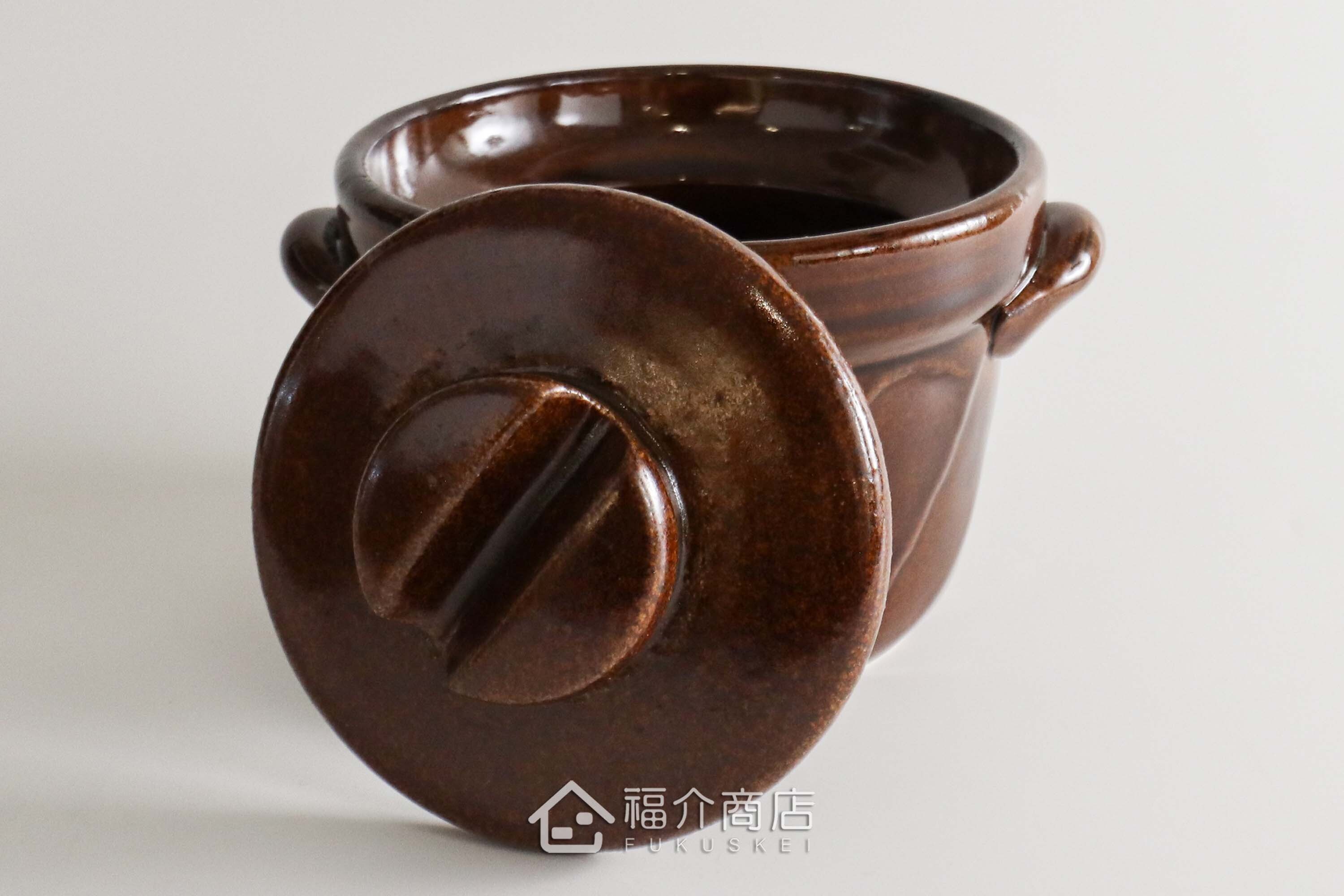 煮飯用陶瓷材質的飯鍋