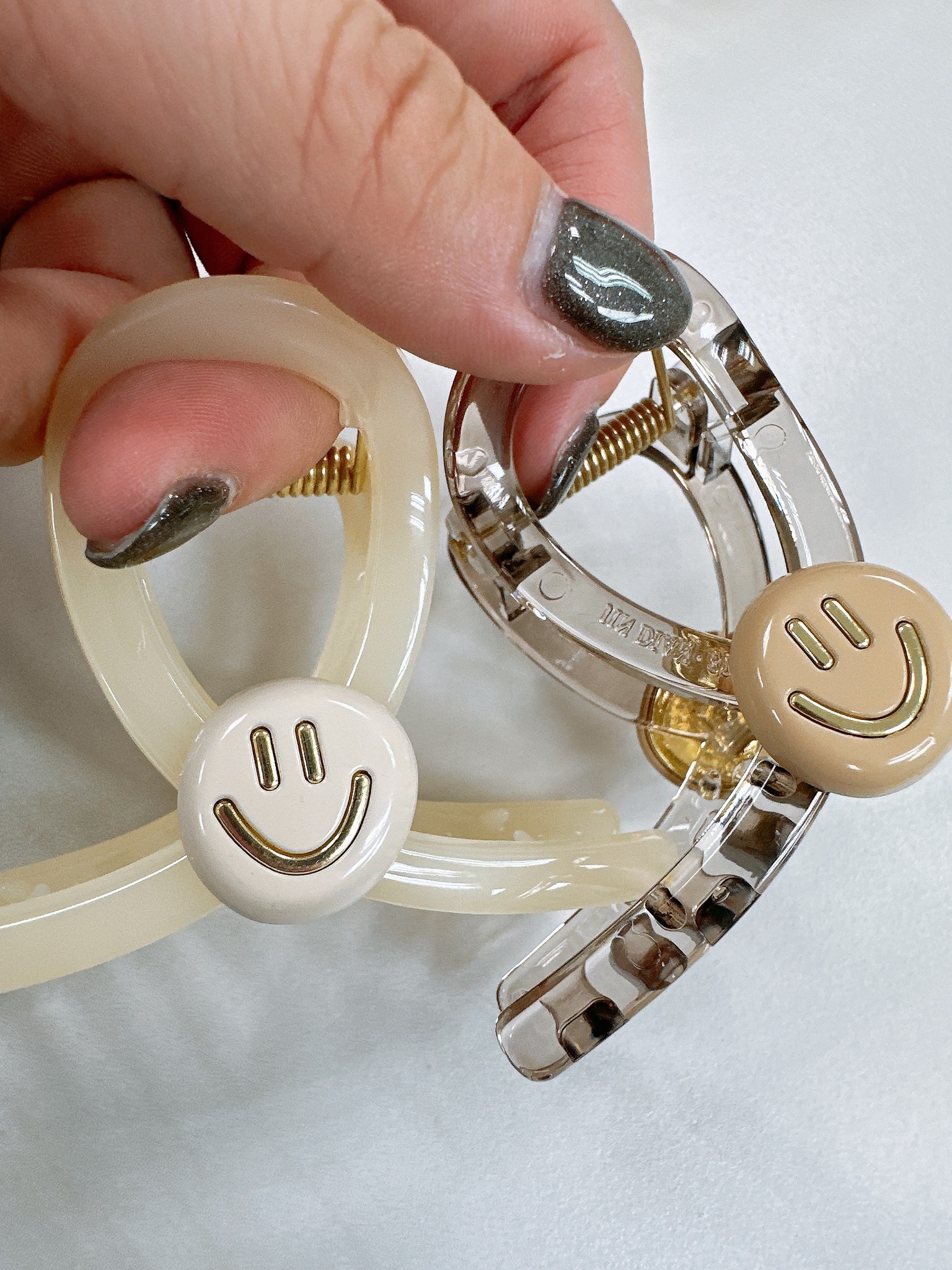 小確幸微笑果凍髮夾｜微笑髮夾｜果凍髮夾｜鯊魚夾｜髮夾｜微笑