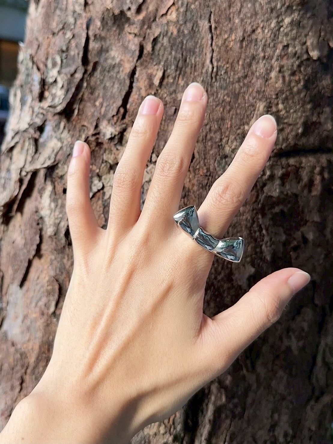 [LAUGHTER] big ribbon ring