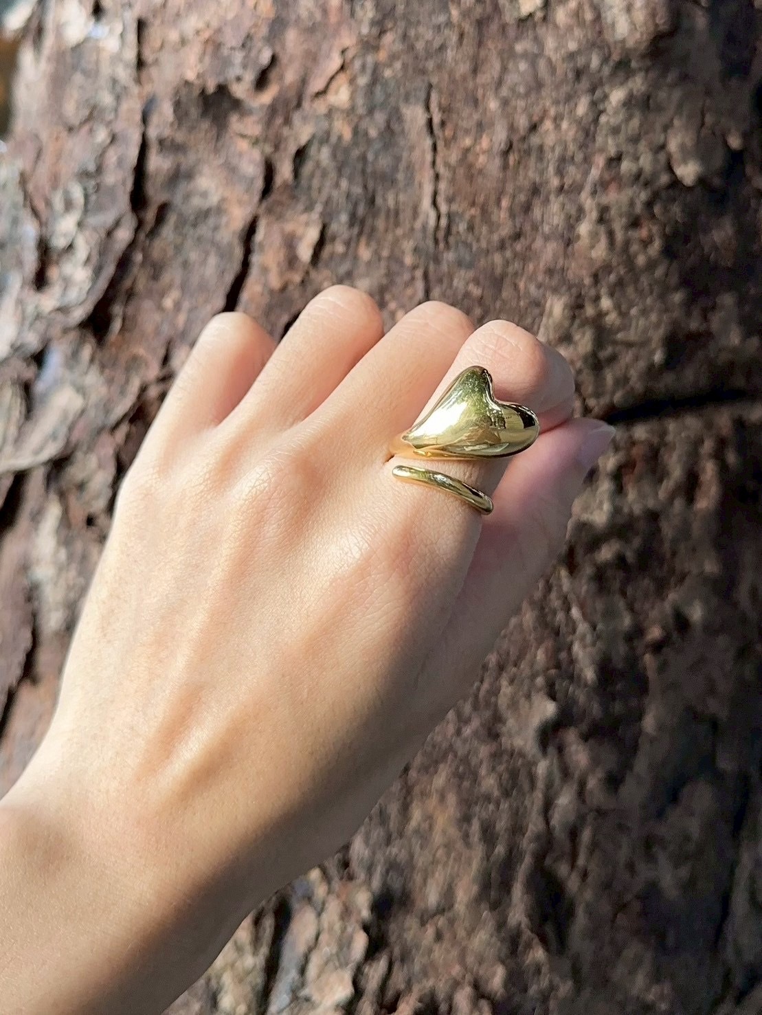 [LAUGHTER] 戒指 | 金色 | NO.319